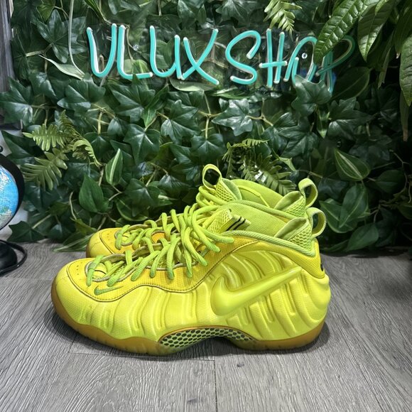 Nike Air Foamposite Pro Mens Size 12 Yellow Athletic Shoes Sneakers 624041-700
